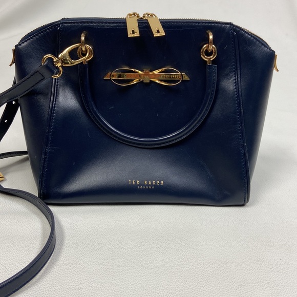 Ted Baker - Lailey Metal Slim Bow Leather Small Tote Bag In Navy - Picture 9 of 15